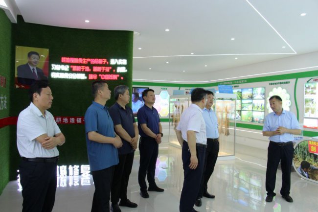 喜迎商丘市人大代表來我司參觀調研